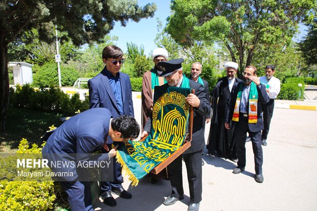 کاروان زیر سایه خورشید در بجنورد