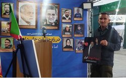 صدای لرزان قامت استوار؛ روایت مهر از کارگری که هر شب در میدان است