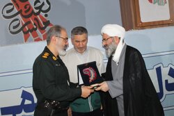 توزیع ۲۵۰ هزار وعده اطعام توسط خادمیاران رضوی در استان سمنان