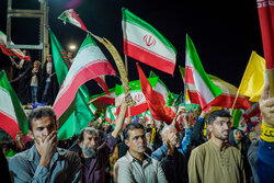 اجتماع مردم دارالشهدای آران و بیدگل در حرم حضرت هلال بن علی(ع)