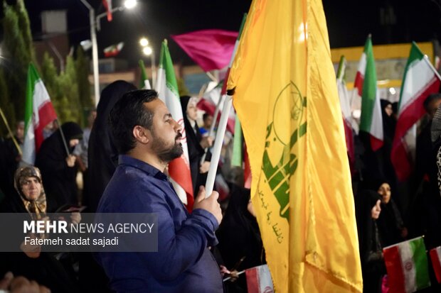 جشن دهه کرامت و اجتماع مردمی در میدان آزادی کرمان