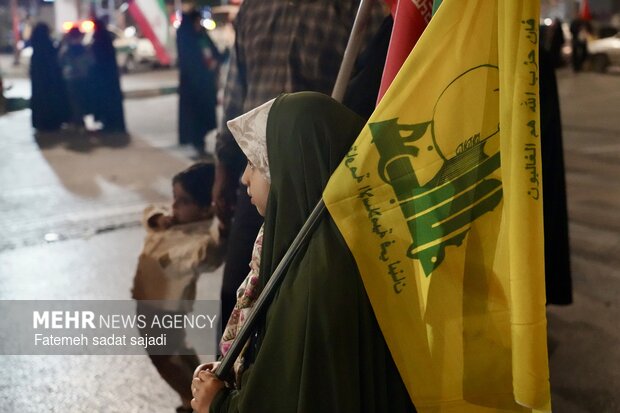 جشن دهه کرامت و اجتماع مردمی در میدان آزادی کرمان