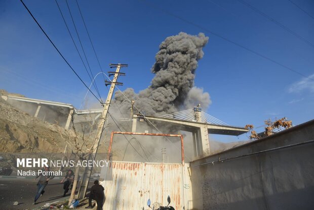 ایستادن در آتش؛ روایت عکاس شجاعی که ماند تاانفجارهای پل B۱را روایت کند