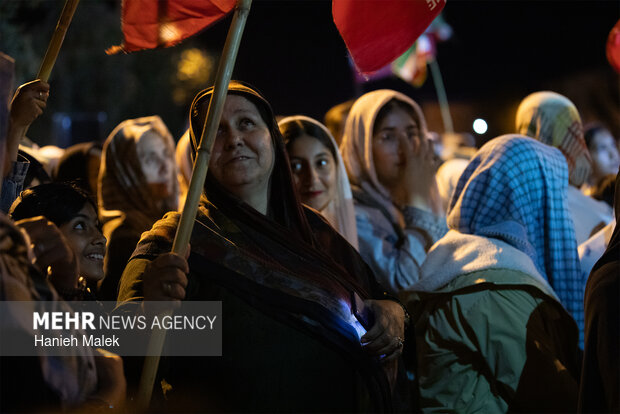 پنجاه و پنجمین شب از تجمعات در گلستان