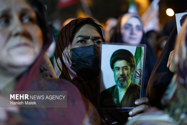 پنجاه و پنجمین شب از تجمعات در گلستان