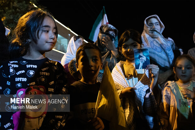 پنجاه و پنجمین شب از تجمعات در گلستان