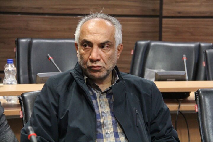 برگزاری ۶۰ درصد برنامه‌های فرهنگی در همدان؛ تمرکز زدایی شود