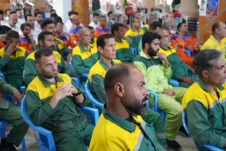 مرام بزرگداشت مقام کارگر در بوشهر برگزار شد