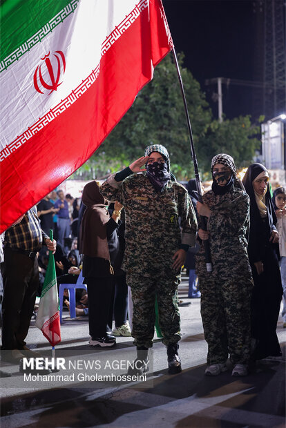 People in Bushehr denounce US-Israeli aggression against Iran
