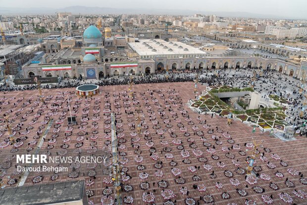 اجتماع ۱۲هزار قرآن آموز در حرم امام رضا (ع)