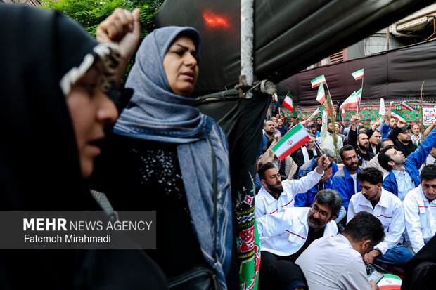 تجدید میثاق جامعه کار و تولید با رهبر شهید