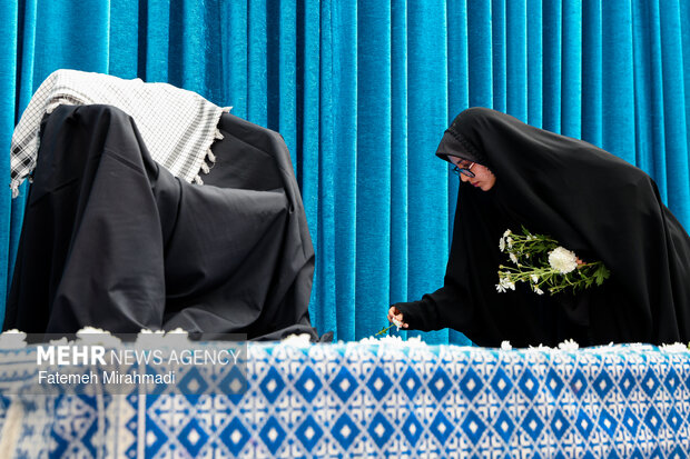 تجدید میثاق جامعه کار و تولید با رهبر شهید