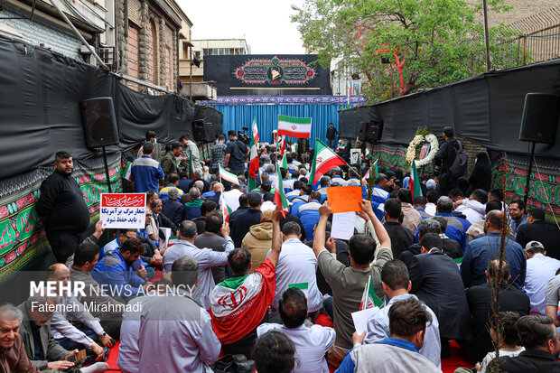 تجدید میثاق جامعه کار و تولید با رهبر شهید