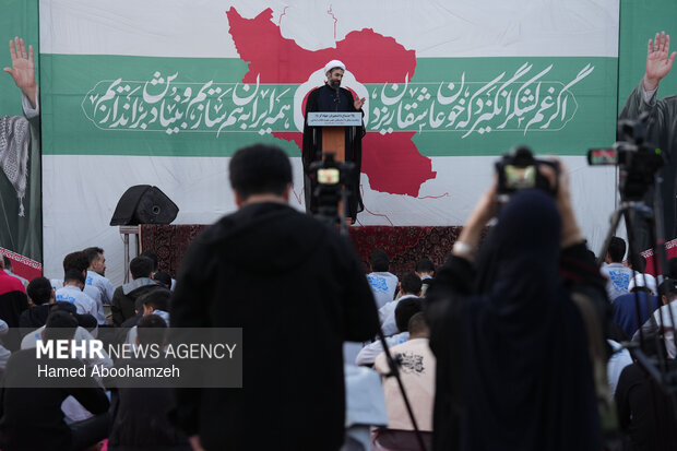 اجتماع دانشجویان جهادگر و تجدید میثاق با آرمان‌های رهبر شهید انقلاب