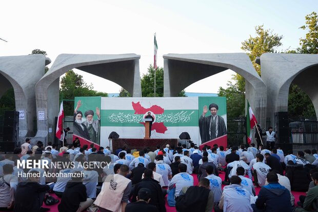 اجتماع دانشجویان جهادگر و تجدید میثاق با آرمان‌های رهبر شهید انقلاب