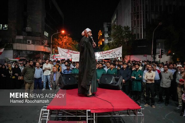 اجتماع دانشجویان جهادگر و تجدید میثاق با آرمان‌های رهبر شهید انقلاب