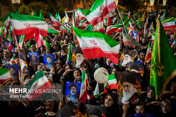 تجمع مردم شیراز