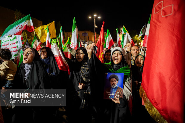 تجمع مردم شیراز