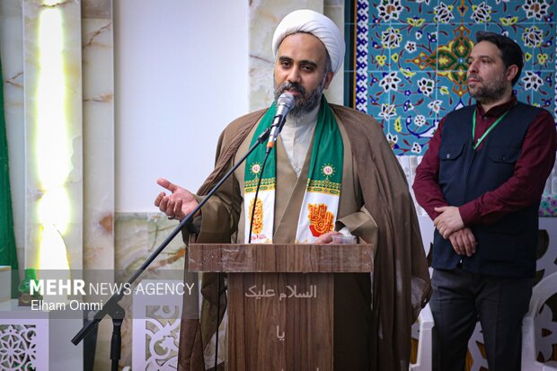 استقبال مردمی از بیرق رضوی در سنندج