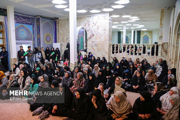 استقبال مردمی از بیرق رضوی در سنندج