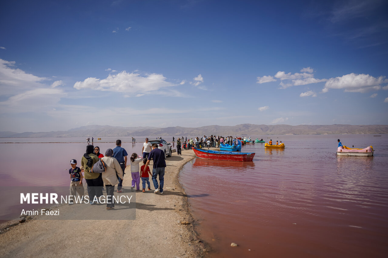 دریاچه مهارلو در شیراز