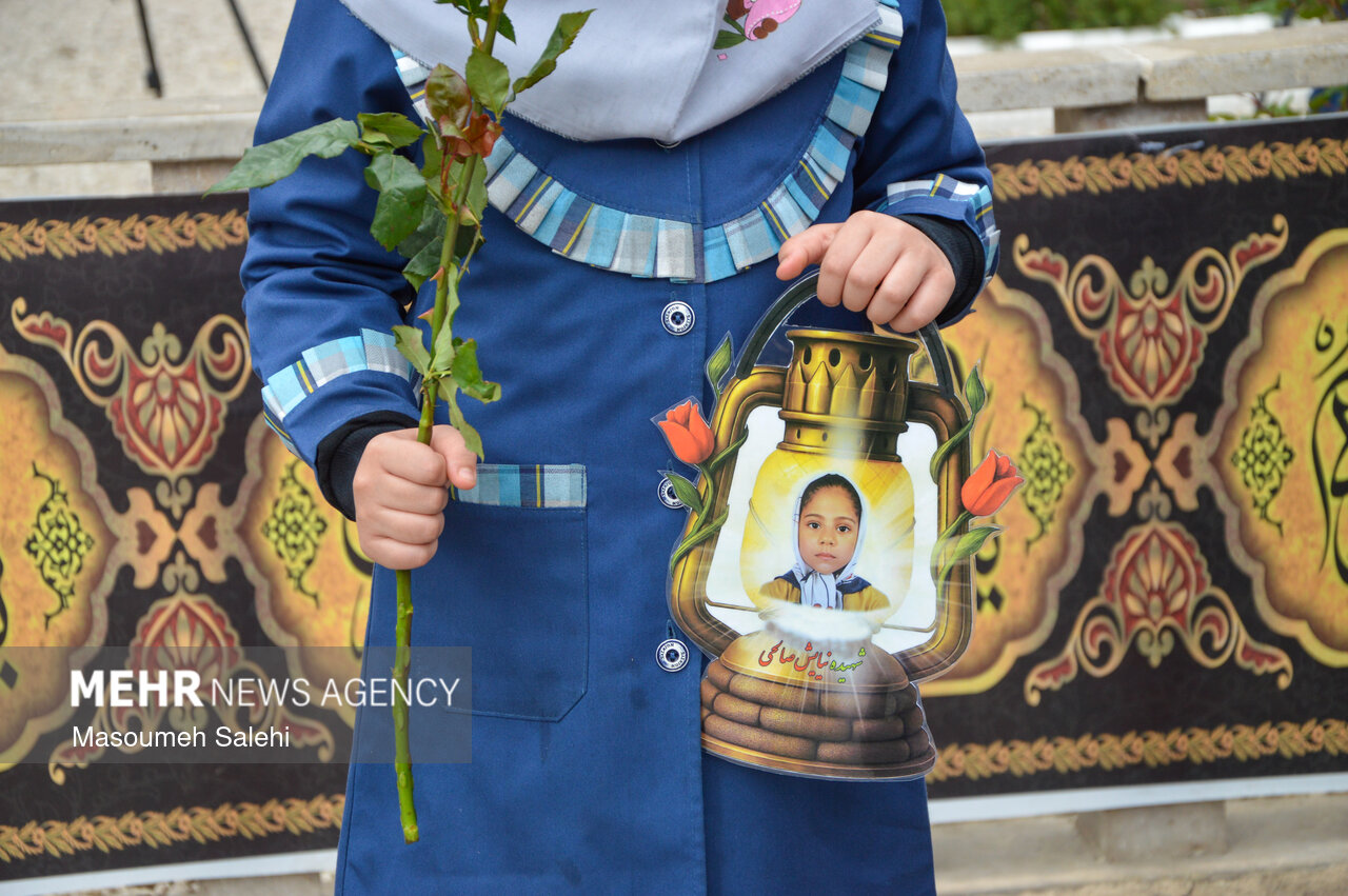 كودكان،شهيد،تروريستي،شهادت،جنگ،دست،تصاوير،حادثه،قرباني،مدرسه ...