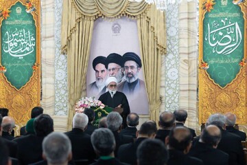 رمز عبور از گردنه‌های سخت، اتحاد و تبعیت از رهبری است