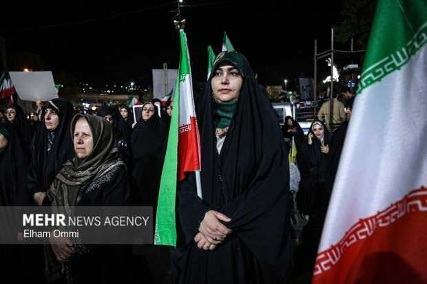 People in Sanandaj condemn US-Israeli aggression on Iran
