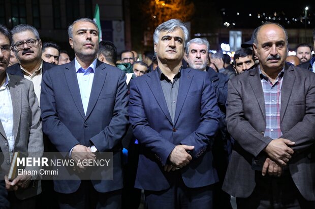 People in Sanandaj condemn US-Israeli aggression on Iran
