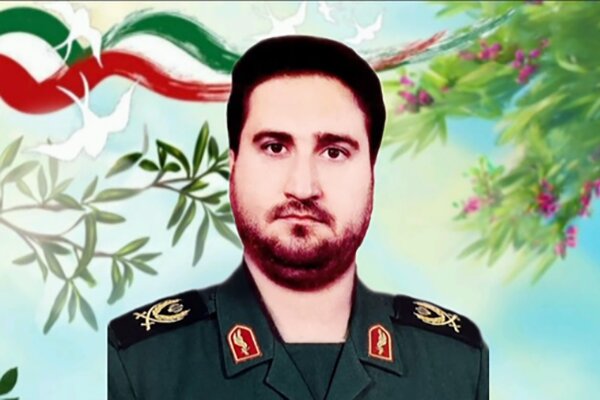 وداع با پیکر شهید حسین کیخسروی در پاکدشت / تشییع و تدفین در گرمسار
