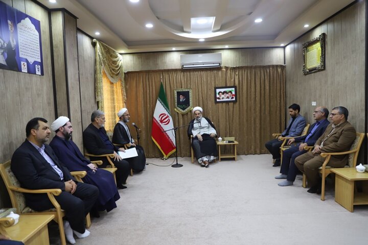 آیت الله محامی: دانشگاهیان باید پیشگام و راهبر باشند