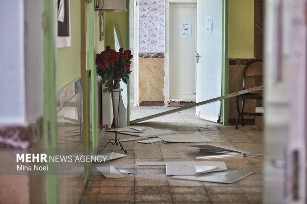 آثار تجاوزات آمریکایی - صهیونی در مدرسه باغچه‌بان تبریز