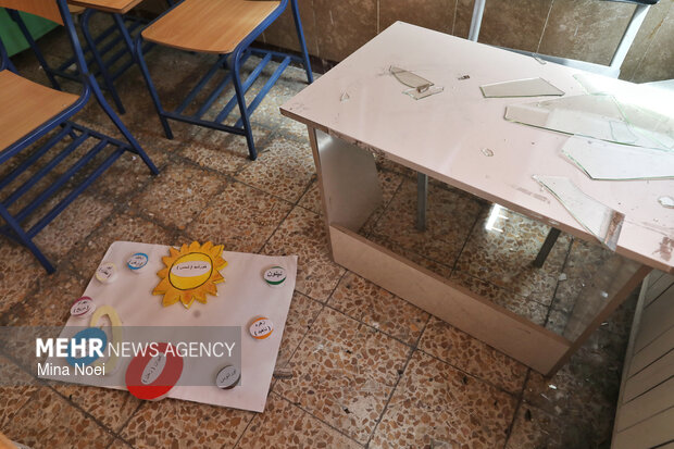 آثار تجاوزات آمریکایی - صهیونی در مدرسه باغچه‌بان تبریز