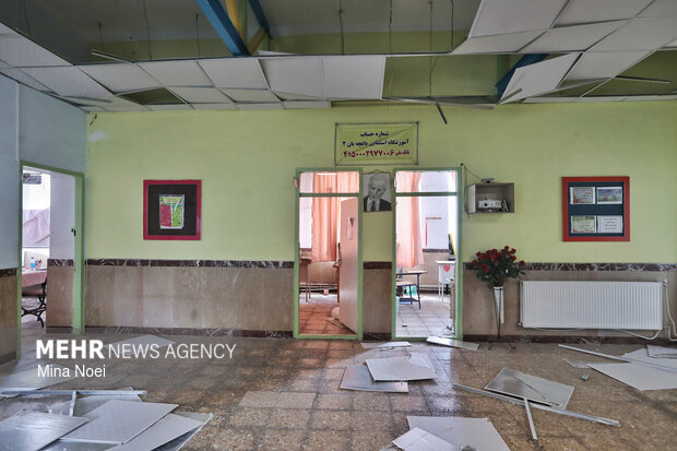 آثار تجاوزات آمریکایی - صهیونی در مدرسه باغچه‌بان تبریز