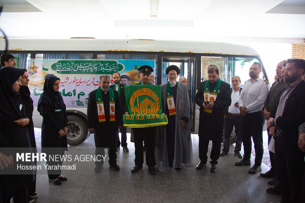 کاروان زیر سایه خورشید در قم