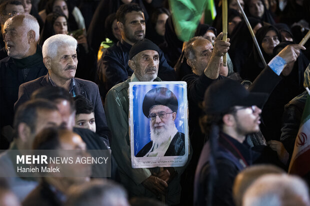 تجمع شبانه مردم کردکوی