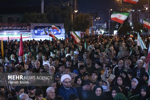 تجمع شبانه مردم کردکوی