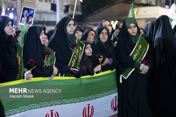 تجمع شبانه مردم کردکوی