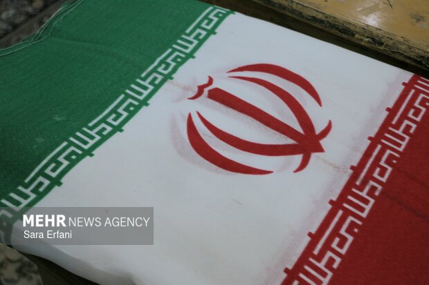 کارگاه جهادی دوخت پرچم ایران