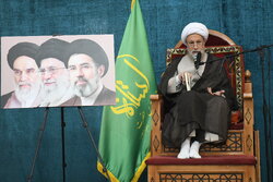 مؤمنان در برابر ناهنجاری‌های جامعه مسئولیت دارند