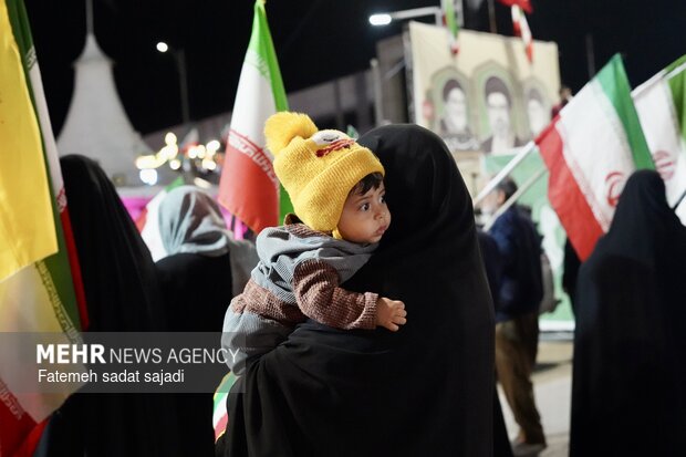 شب پنجاه و هفتم مقاومت ملی مردم کرمان در خیابان ها