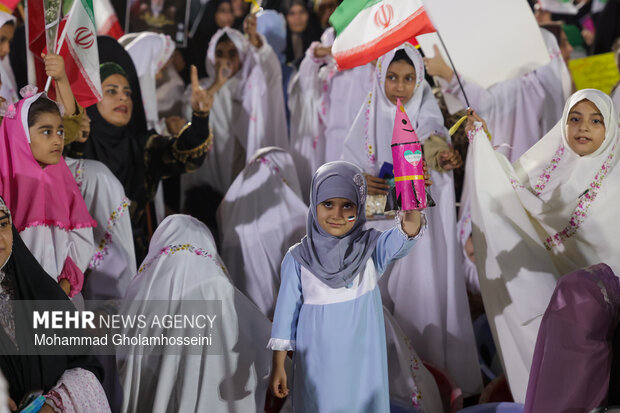 جشن تکلیف دختران در بوشهر