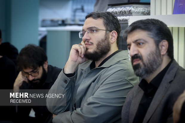 اول خانواده شهدا، دیدار با خانواده شهیدان میر