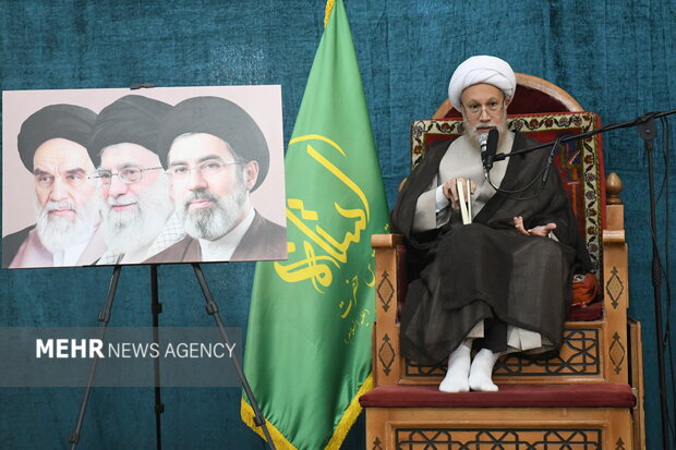 جلسه تفسیر قرآن کریم آیت الله دژکام