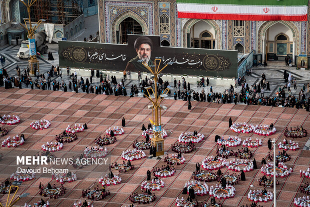 اجتماع ۱۲هزار قرآن آموز در حرم امام رضا (ع)