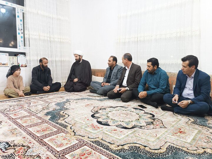 انجام ۳۳۰ دیدار با خانواده‌های شهدای جنگ تحمیلی رمضان در استان ایلام