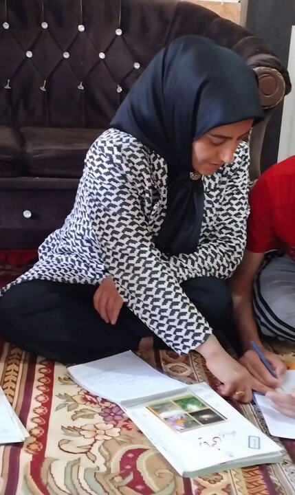 وقتی مهر معلم از خانه‌ها طلوع می‌کند