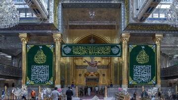 آذین بندی حرم امام حسین(ع) در سالروز ولادت حضرت رضا(ع)+تصاویر