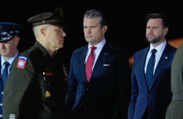 آتلانتیک: اختلاف نظر ونس و هگست در خصوص جنگ با ایران