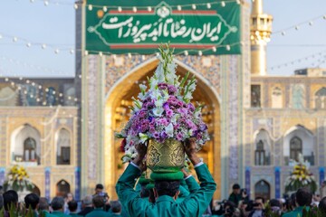 مشهد در آغوش نور؛ از اجتماع عظیم لشکریان «امام رضا» تا تبیین سیره رضوی